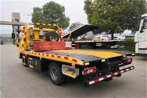 张家港道路救援拖车报价